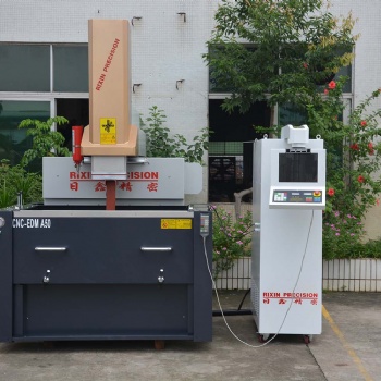 東莞日鑫數(shù)控鏡面火花機(jī)加工機(jī)床